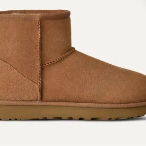 UGG Classic Mini